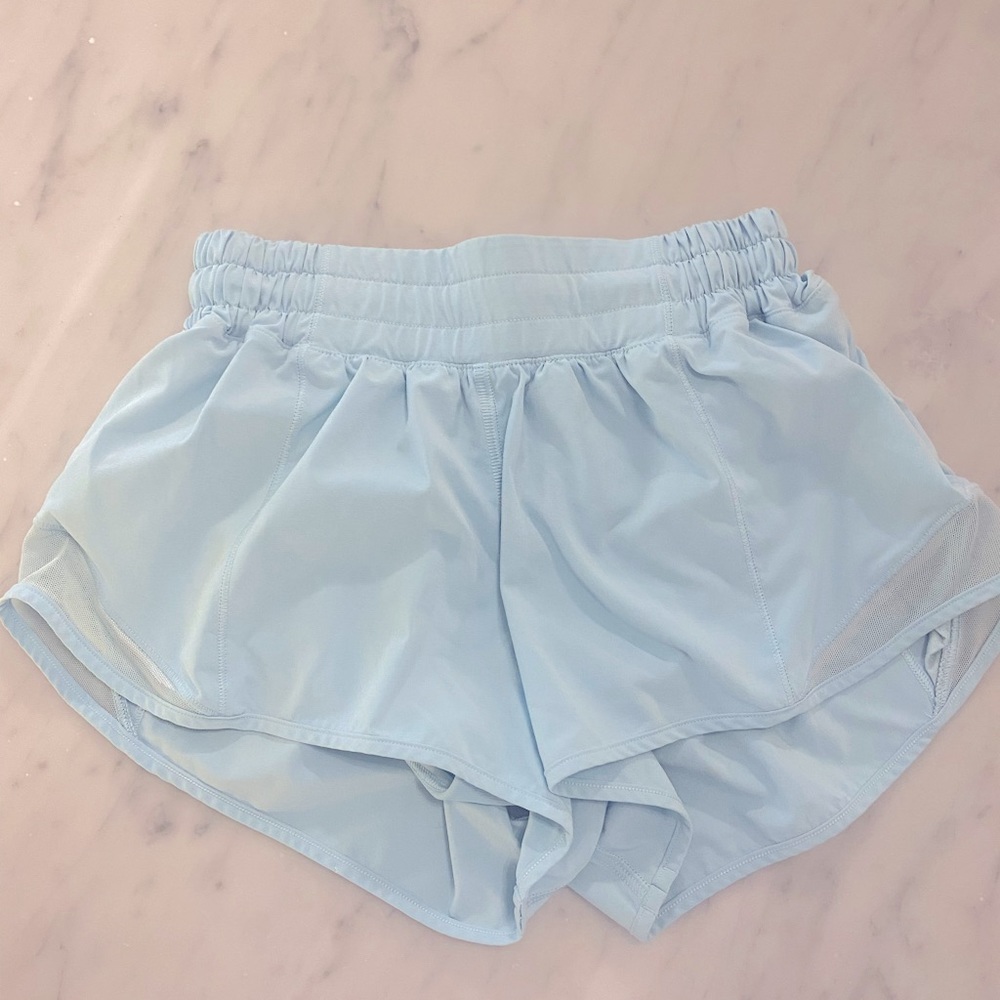 Lululemon Hotty Hot 2.5 shorts size 2 Light blue low rise